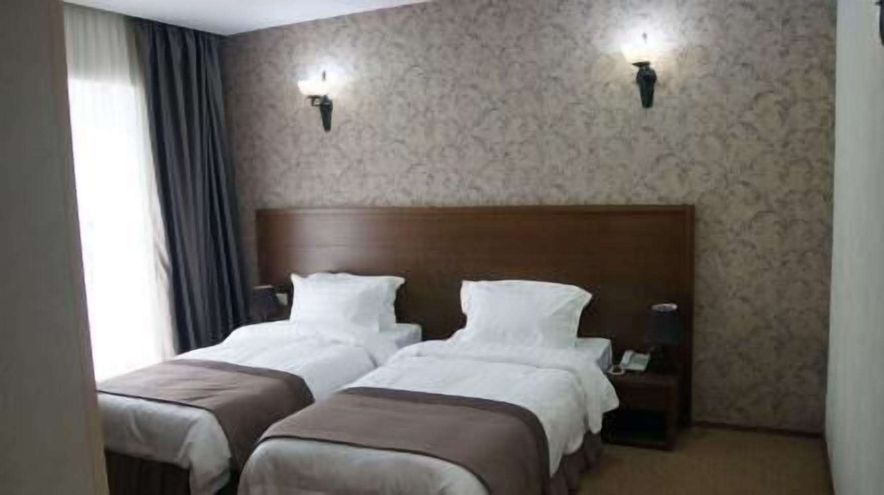 Old Metekhi Hotel Тбилиси Экстерьер фото