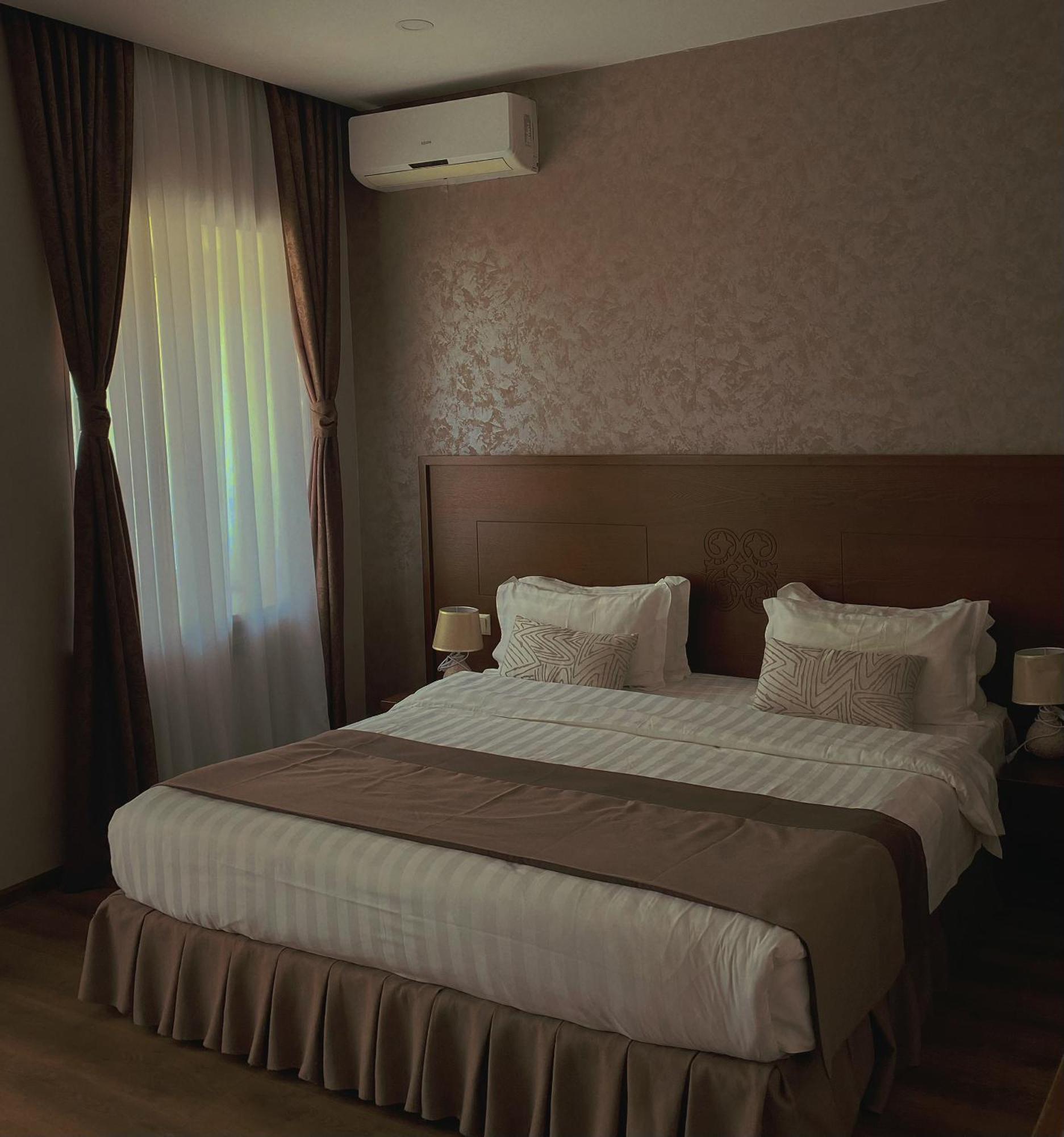 Old Metekhi Hotel Тбилиси Экстерьер фото
