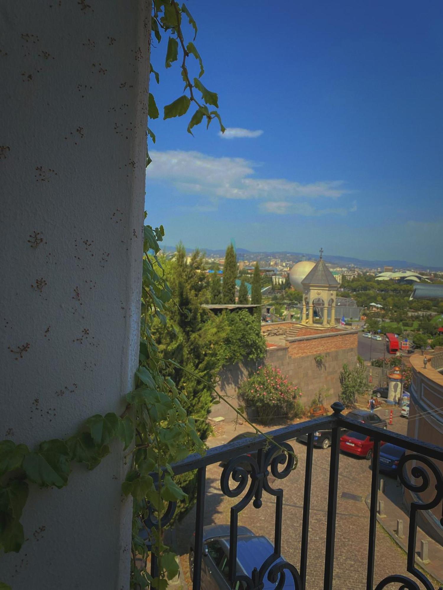 Old Metekhi Hotel Тбилиси Экстерьер фото